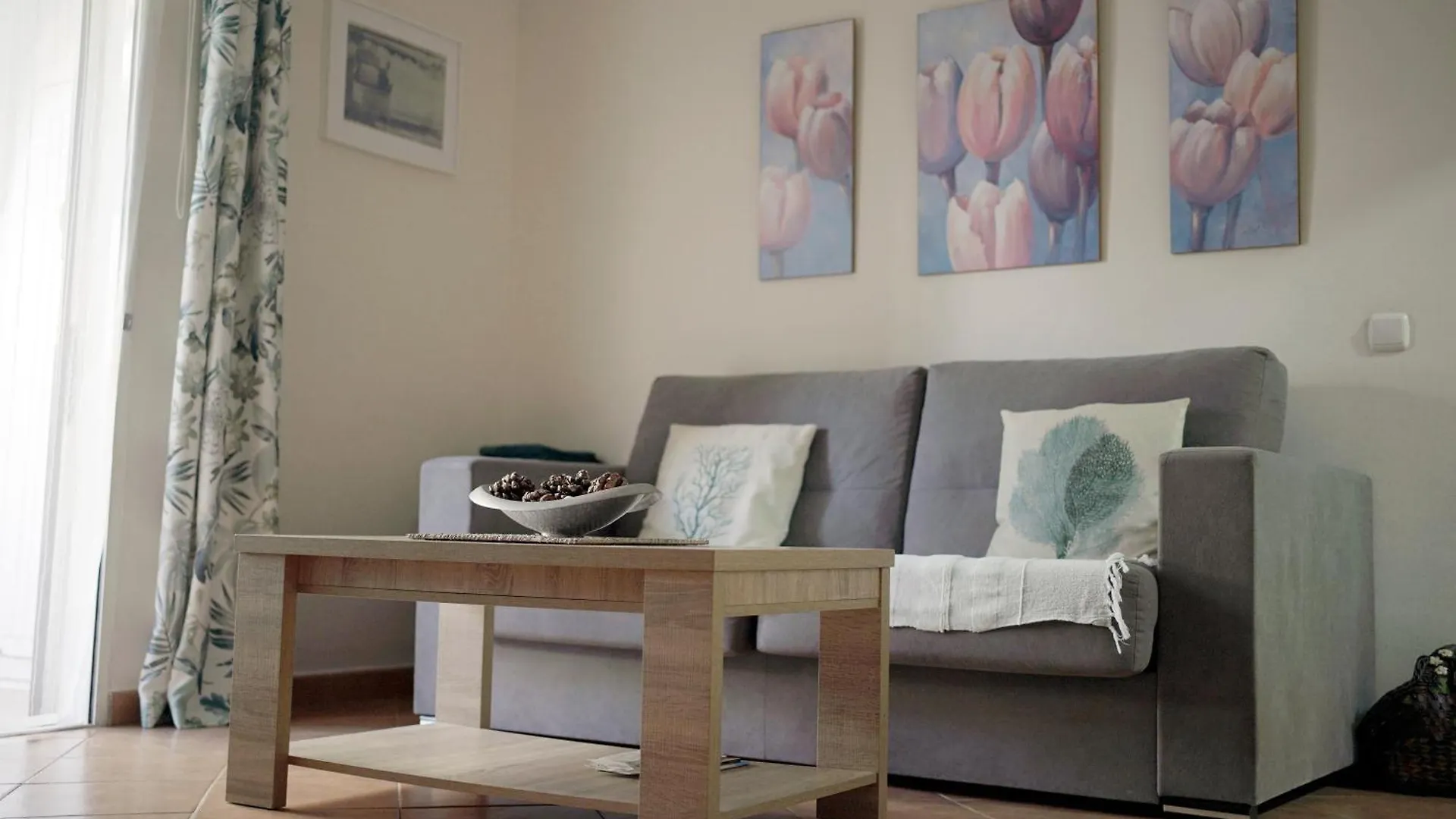 Precioso Apartamento A Pie De Playa En La Nueva Milla De Oro Entre Estepona Y Marbella Ferienhaus
